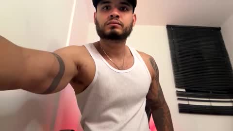 AustinTorres  online show from February 11, 12:04 am