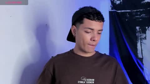 Avaggi online show from November 1, 11:20 pm