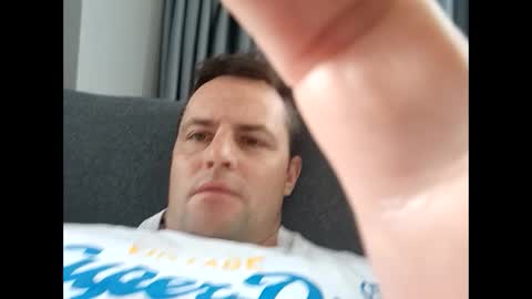 Snapshot of averagejoe2025 chatting on March 6, 12:43 am averagejoe2025 online show from March 6, 12:43 am