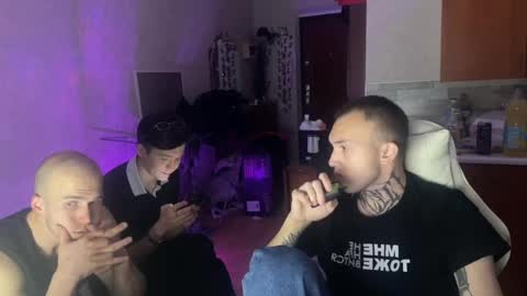 JustBoy online show from March 2, 9:52 pm