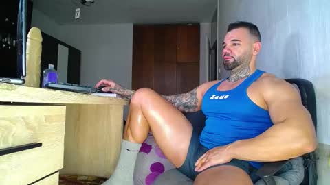 Santiago777 online show from October 24, 9:00 am