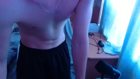 axel_0ne online show from March 13, 7:49 am