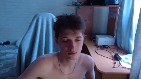 axel_0ne online show from March 12, 7:05 am