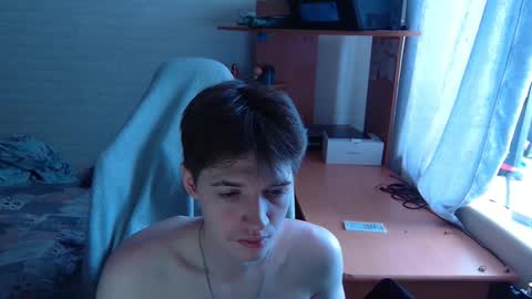 axel_0ne online show from March 25, 5:33 am