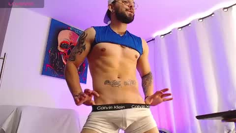 Independiente Model online show from April 29, 2:22 pm