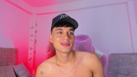 AXEL online show from May 16, 11:52 am
