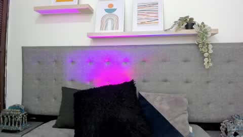 AXEL  online show from April 16, 12:43 am