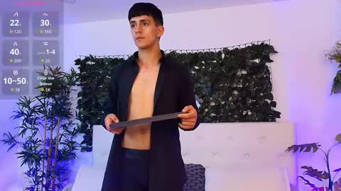 Snapshot of axel_draven chatting on September 22, 11:10 am axel_draven online show from September 22, 11:10 am