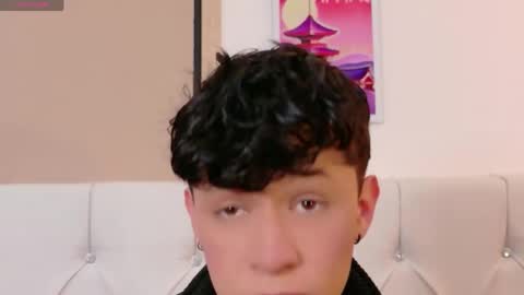 Axel Evanss online show from April 17, 11:57 am