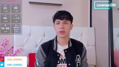 Snapshot of axel_evanss chatting on October 2, 1:26 pm Axel Evanss online show from October 2, 1:26 pm