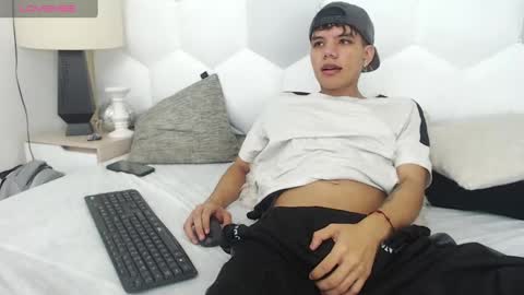 Snapshot of axel_forte chatting on March 3, 12:21 pm Axel Forte online show from March 3, 12:21 pm