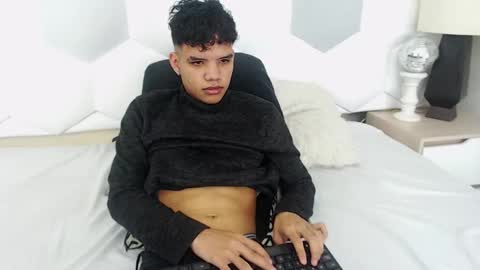 Snapshot of axel_forte chatting on March 7, 12:34 pm Axel Forte online show from March 7, 12:34 pm