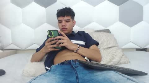 Snapshot of axel_forte chatting on March 4, 12:22 pm Axel Forte online show from March 4, 12:22 pm