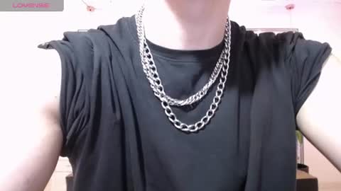 Axel  online show from June 24, 1:03 pm