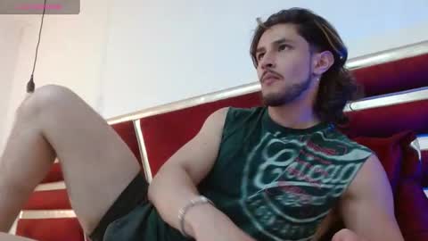 Axel  online show from July 7, 6:58 am