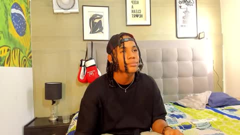 Snapshot of axel_silva3 chatting on October 1, 12:31 pm AXEL SILVA online show from October 1, 12:31 pm