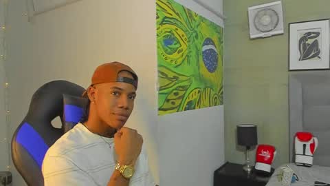 Snapshot of axel_silva3 chatting on October 9, 12:43 pm AXEL SILVA online show from October 9, 12:43 pm