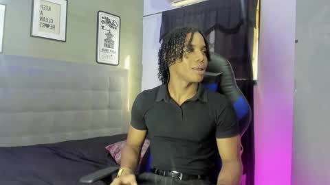 AXEL SILVA online show from March 14, 1:18 pm