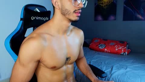 Snapshot of axel_stein03 chatting on February 10, 1:24 am axel stein NEW ACCOUNT online show from February 10, 1:24 am