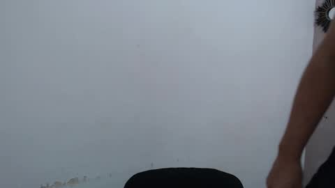 axel_stones_ online show from October 27, 6:10 pm