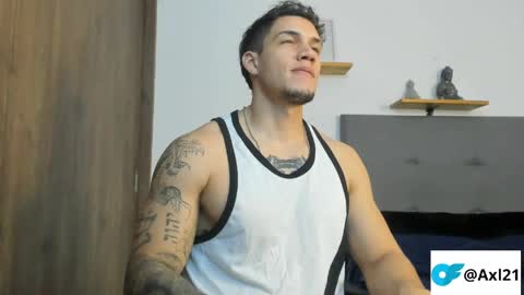 INDEPENDENT MODEL  online show from March 30, 4:46 am