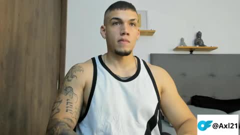 INDEPENDENT MODEL  online show from May 15, 2:42 am