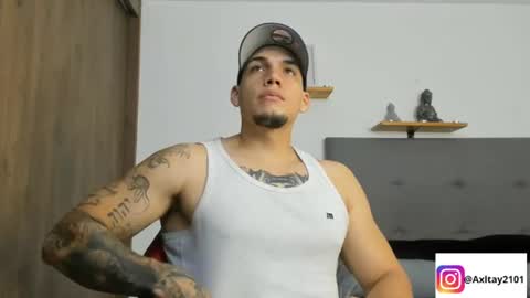 INDEPENDENT MODEL  online show from June 23, 1:54 am