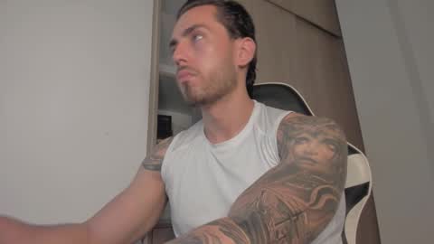 axelblaze_1 online show from March 14, 1:51 pm