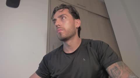 axelblaze_1 online show from March 12, 12:24 pm