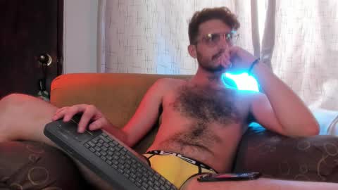    online show from January 29, 8:25 pm