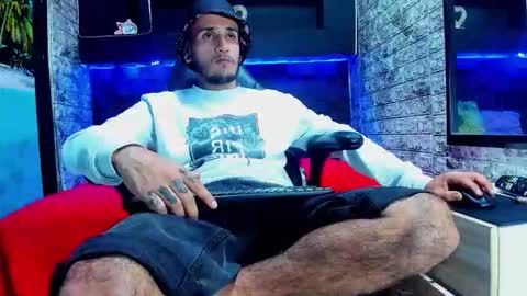 Axell Cross2 online show from May 12, 2:20 am