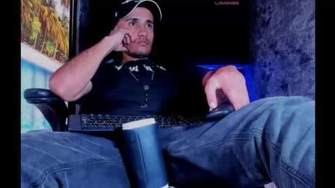 Axell Cross2 online show from March 12, 4:58 pm