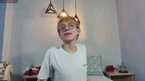 axell_stone online show from June 12, 9:12 pm