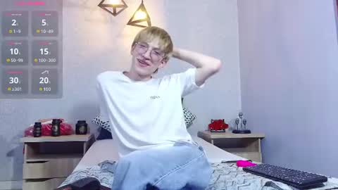 axell_stone online show from June 24, 8:33 pm