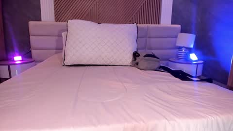 im your little femboy  ALEX   online show from December 5, 9:39 pm