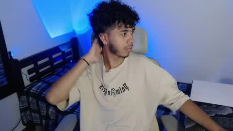 axelldark online show from April 3, 7:43 pm