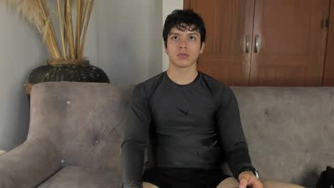 Axel Raven online show from December 19, 2:14 pm