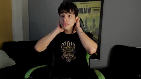 Axel Raven online show from December 9, 1:46 pm