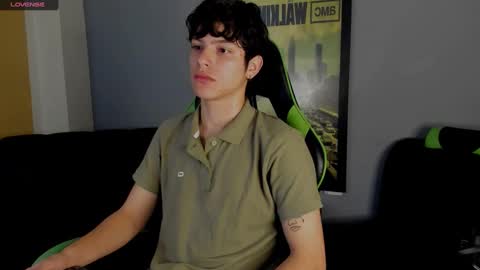 Axel Raven online show from January 3, 1:36 pm