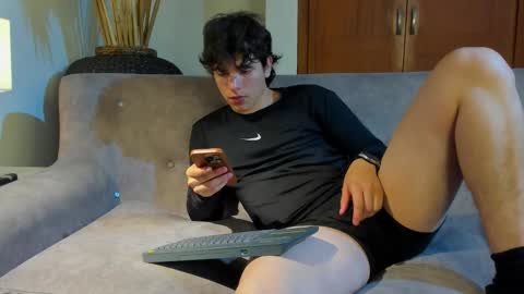 Axel Raven online show from September 16, 8:42 pm