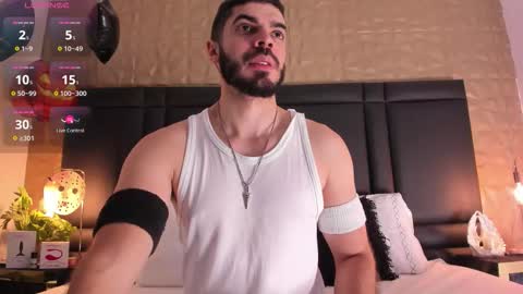 Axel Thompsom online show from October 18, 12:43 pm