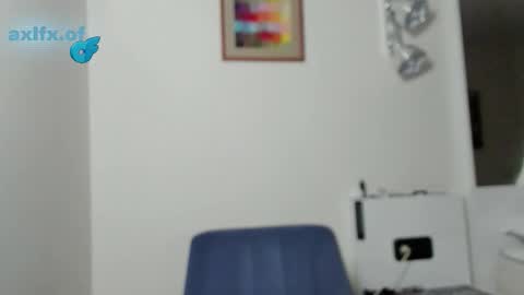 Axl online show from November 27, 1:20 am