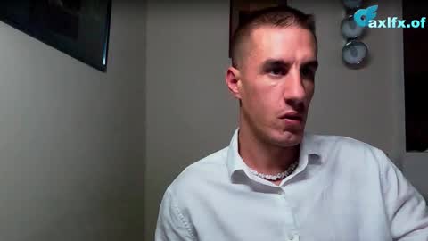 Axl online show from October 13, 6:58 pm