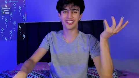 Axxxel  online show from April 28, 2:27 am