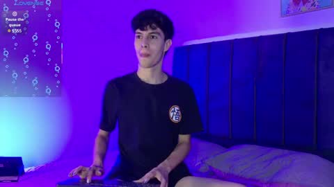 Axxxel  online show from May 15, 3:04 am
