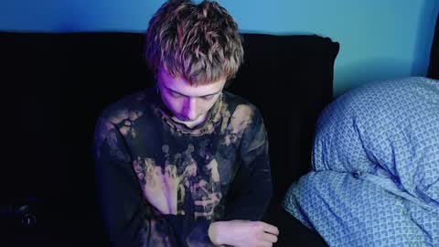 Ian skinny Slawa online show from December 24, 9:44 pm