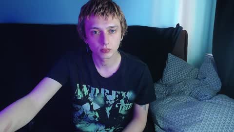 Ian skinny Slawa online show from December 31, 8:37 am