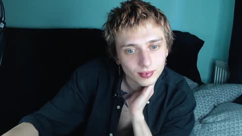 Ian skinny Slawa online show from January 2, 5:24 am