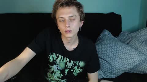 Ian skinny Slawa online show from December 11, 9:55 pm