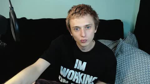 Ian skinny Slawa online show from December 2, 5:46 pm